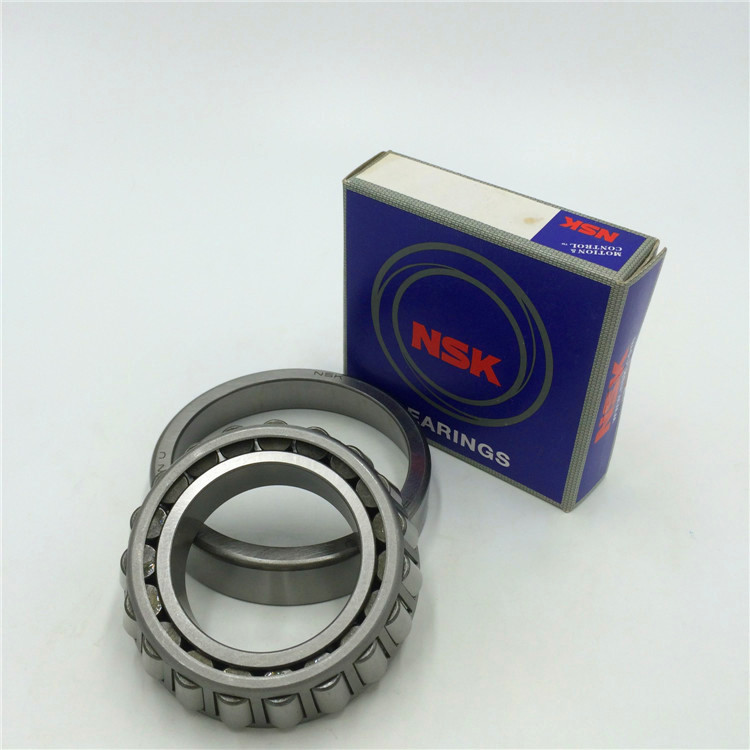 Japan NSK Wheel Bearing 33006 Taper Roller Bearing 30*55*20